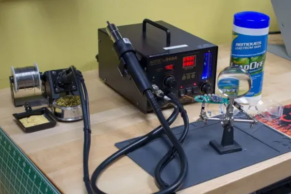 The-most-commonly-used-soldering (2) خرید تجهیزات لحیم کاری